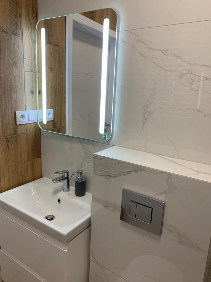 Apartamenty Garbary 32 Z Klimatyzacja - Air-Conditioning Poznan Ngoại thất bức ảnh